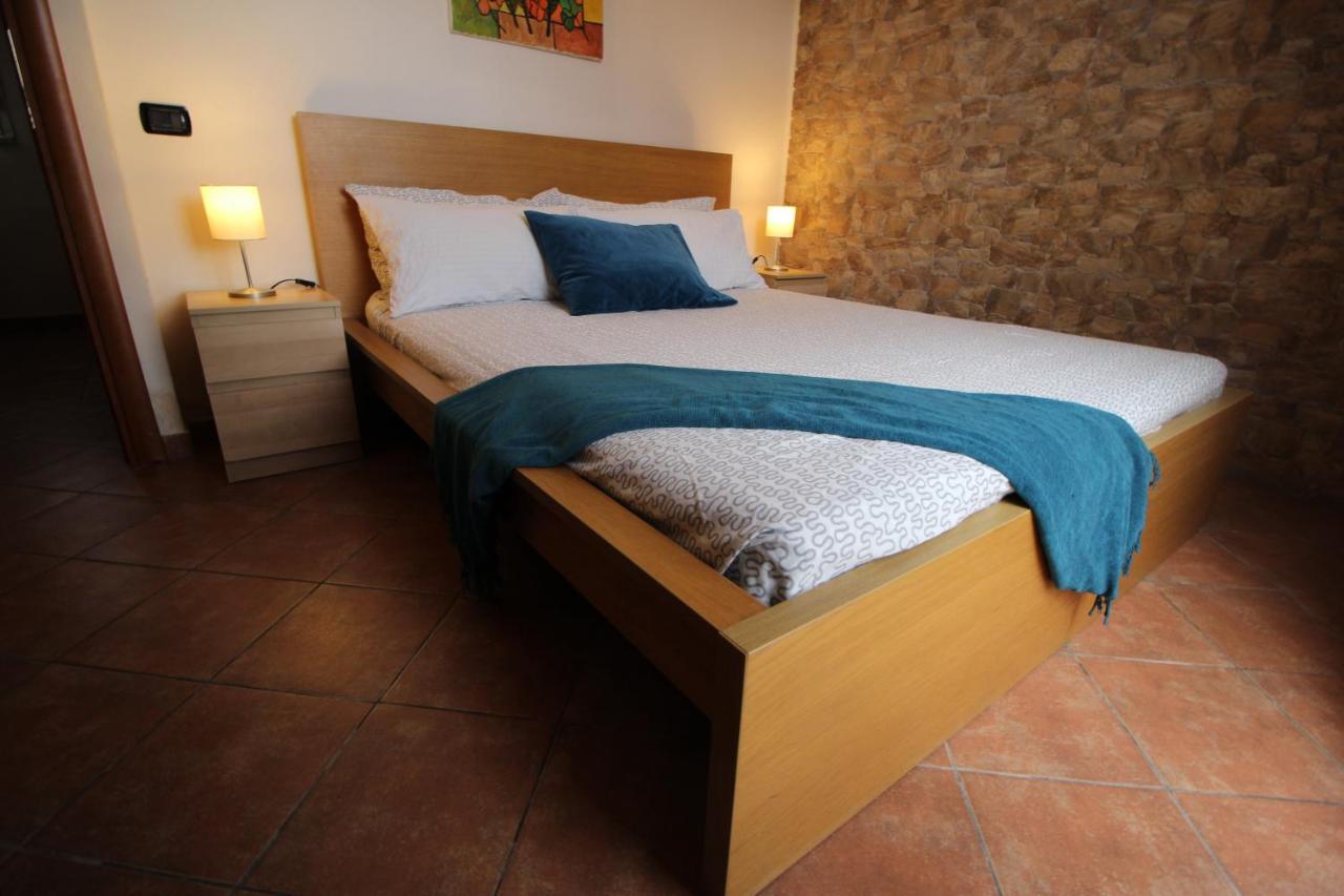 דירות Sunny Rome Attico Con Jacuzzi, Terrazzo E Fibra מראה חיצוני תמונה